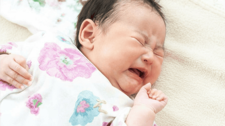 赤ちゃんが夜泣きをするのはなぜですか？原因を教えてください